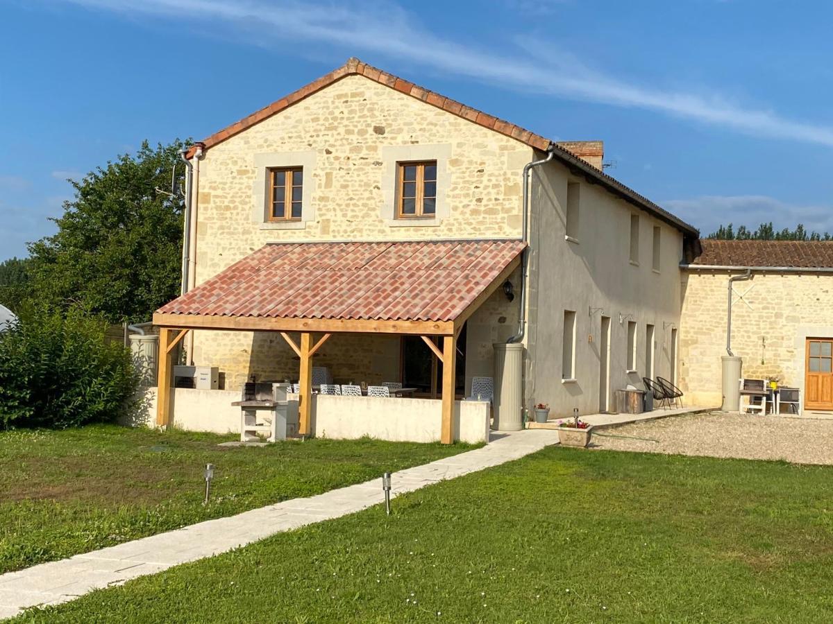 Отель Loire Escapes Berrie Экстерьер фото